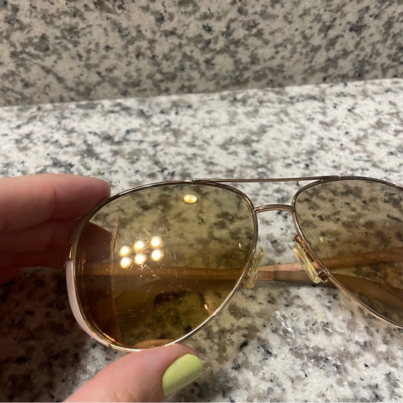 Chelsea Bright Sunglasses - Picture 3 of 6